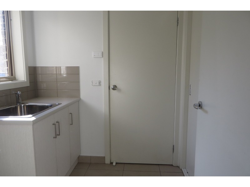2/37 Campaspe Drive, Whittlesea VIC 3757