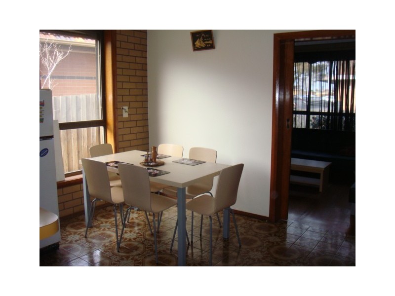 Room 2/96 Dunne Street, Kingsbury VIC 3083