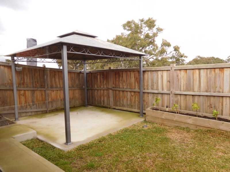 10 Travertine Crescent, Doreen VIC 3754