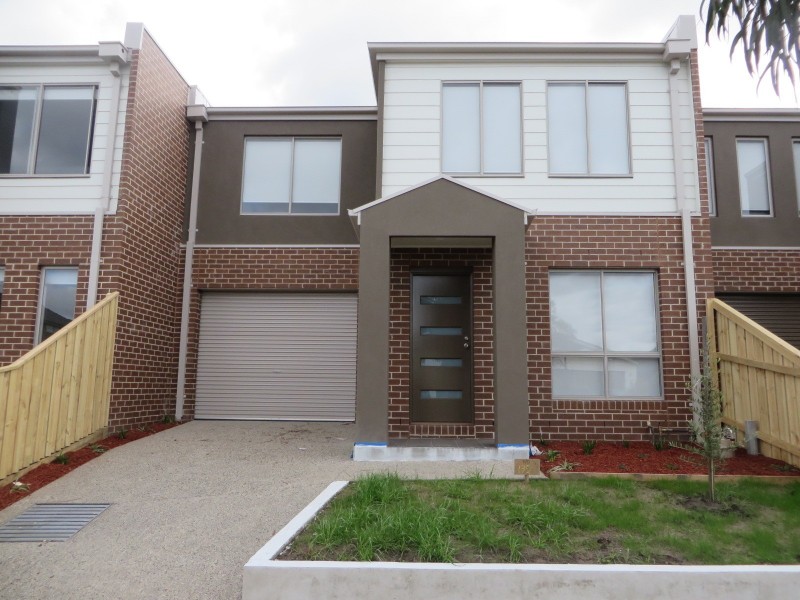 132 Moffat Drive, Lalor VIC 3075