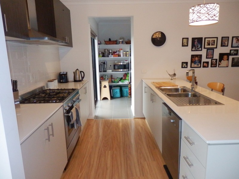 4 Jackaroo Street, Mernda VIC 3754