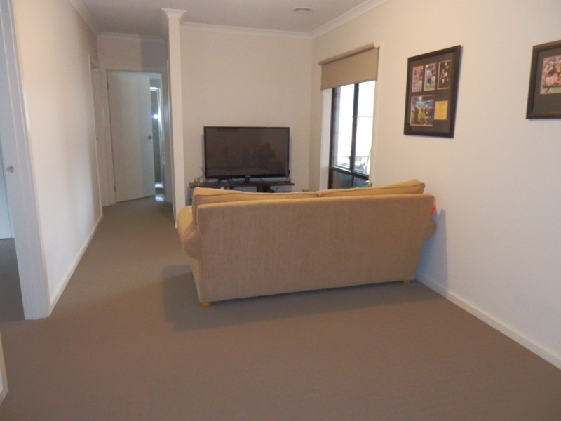 4 Jackaroo Street, Mernda VIC 3754