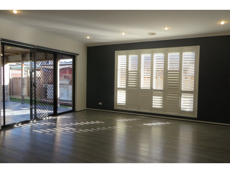 15 Friendship Avenue, Mill Park VIC 3082