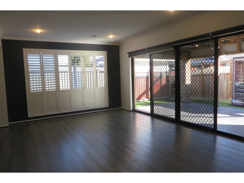 15 Friendship Avenue, Mill Park VIC 3082