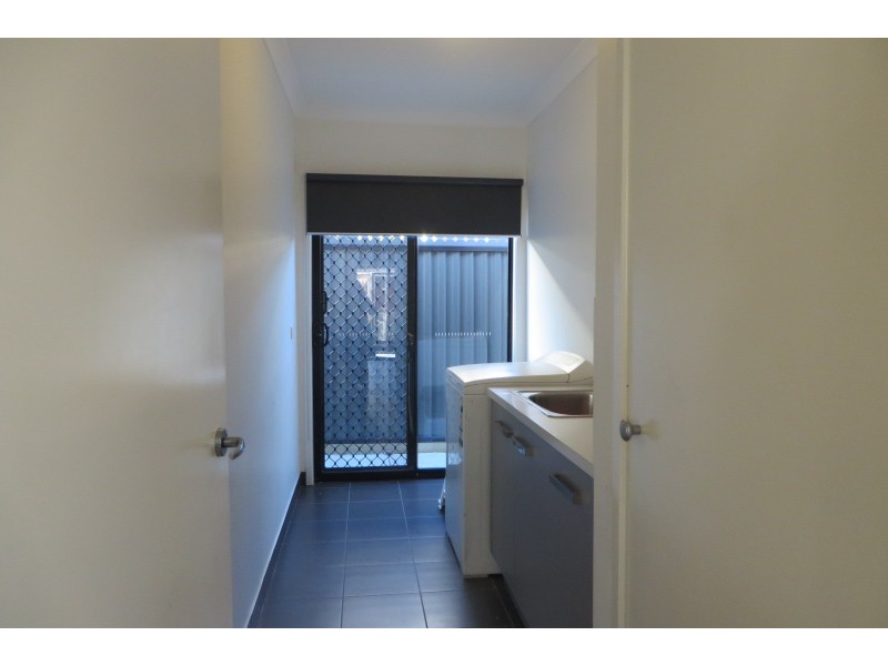 15 Friendship Avenue, Mill Park VIC 3082