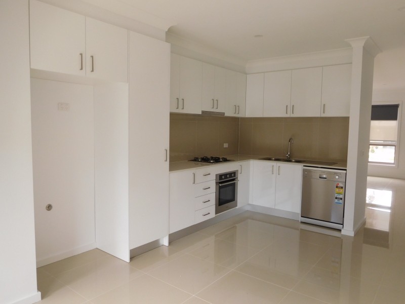 128 Moffat Drive, Lalor VIC 3075