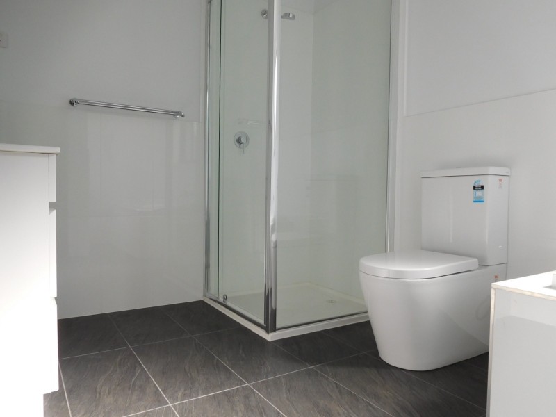 128 Moffat Drive, Lalor VIC 3075