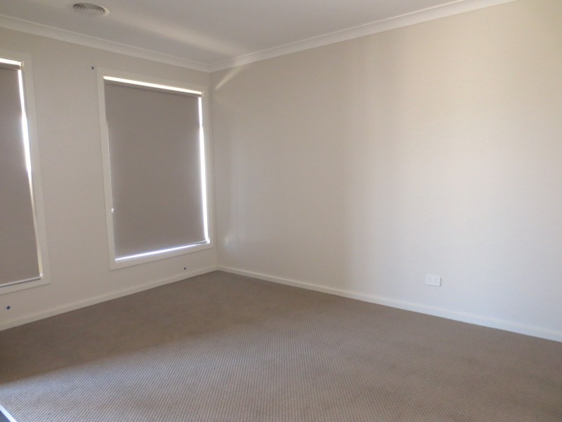 45 Sissinghurst Parade, Mernda VIC 3754