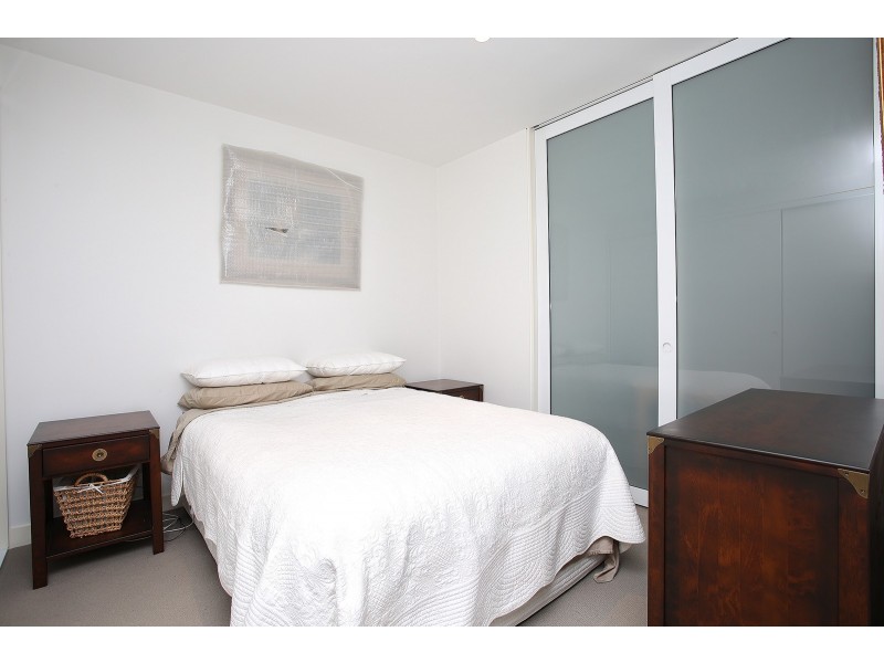 506/74 Queens Road, Melbourne VIC 3004