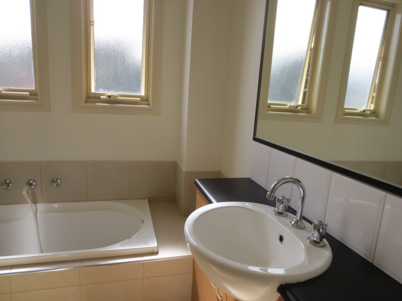3/21 The Fairway, Kingsbury VIC 3083