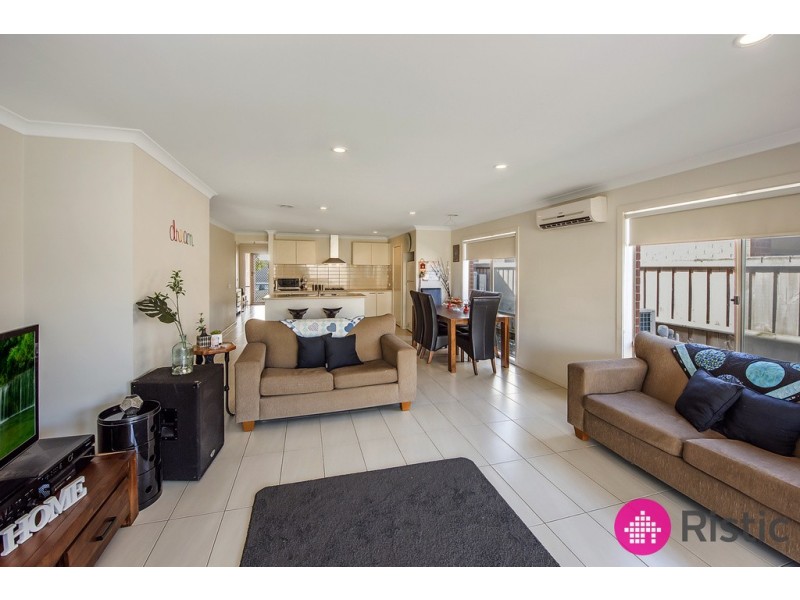 11 Cortona Grange, Mernda VIC 3754