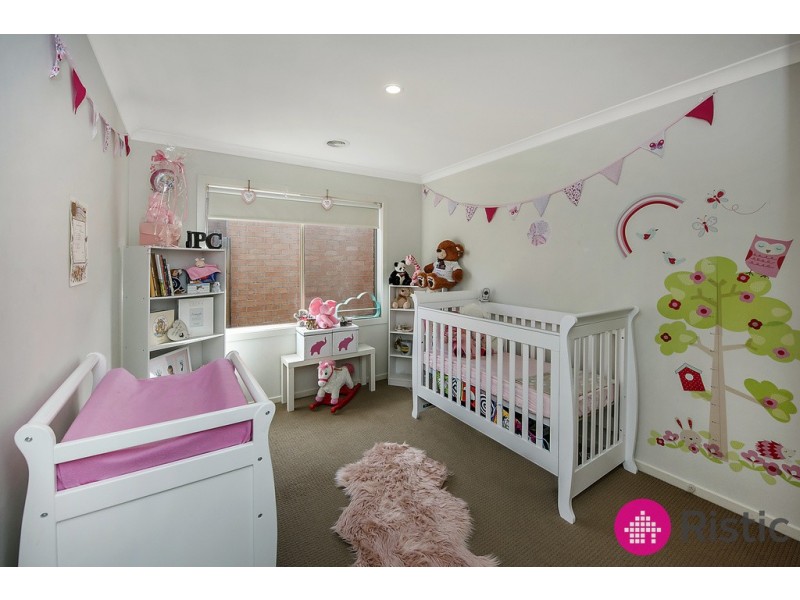 11 Cortona Grange, Mernda VIC 3754