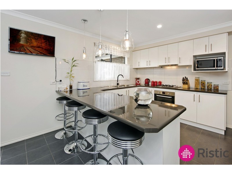 11 Ingleby Street, Wollert VIC 3750