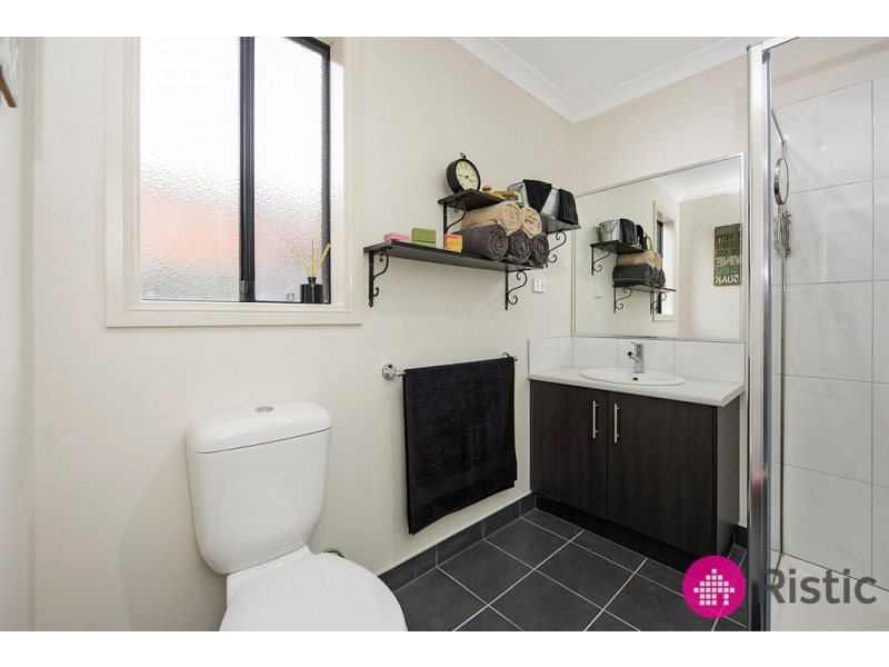 11 Ingleby Street, Wollert VIC 3750