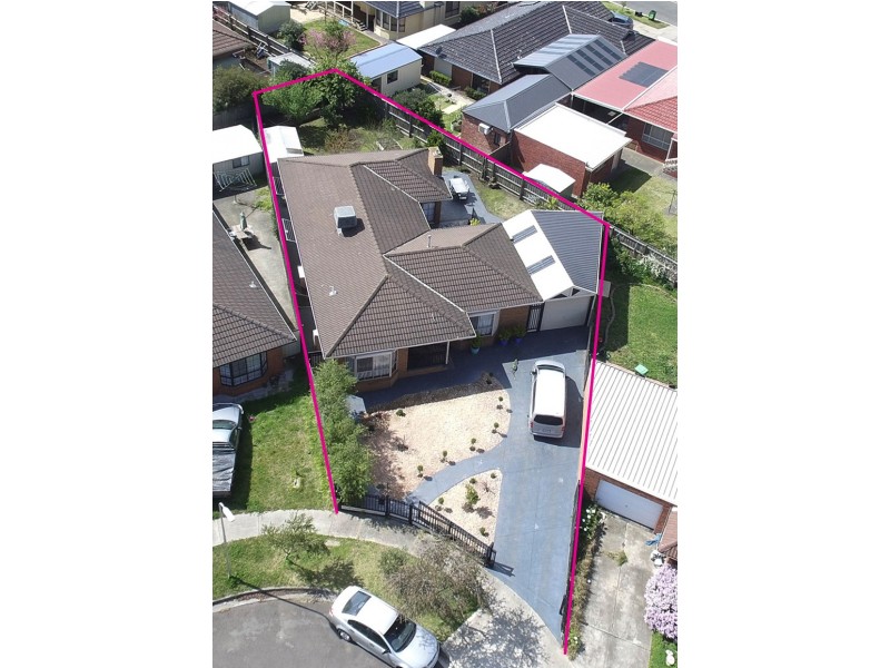 14 Henry Cable Court, Mill Park VIC 3082