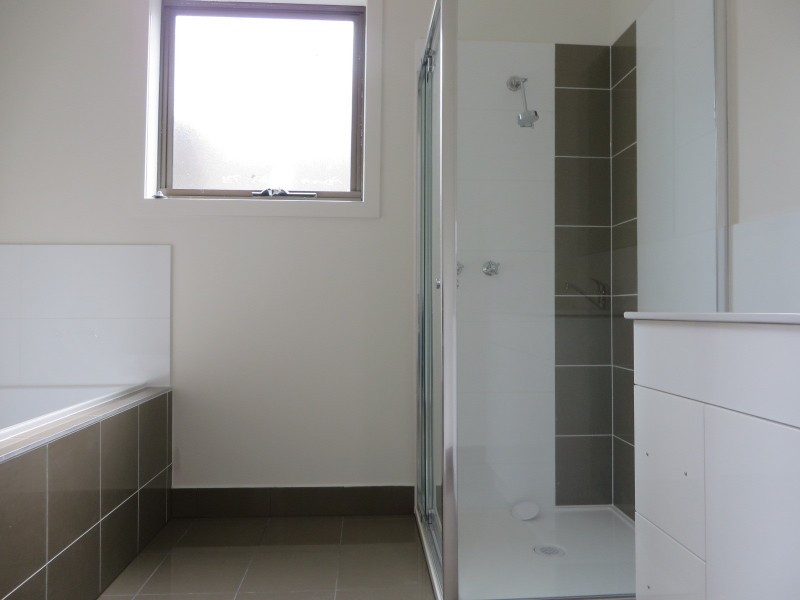 3 Witchazel Drive, South Morang VIC 3752