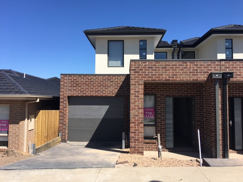 7 Witchazel Drive, South Morang VIC 3752