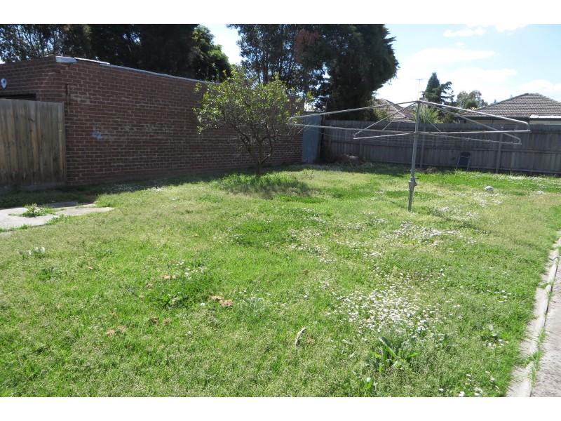 18 Howell Street, Lalor VIC 3075