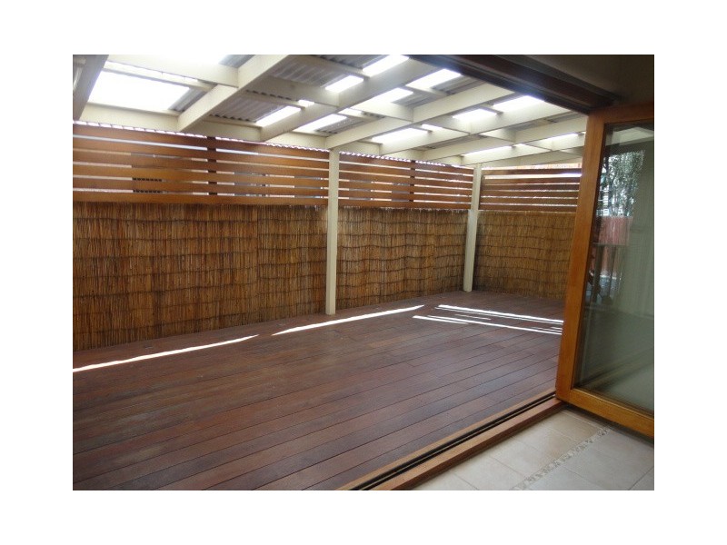 1/37 Olive Street, Reservoir VIC 3073