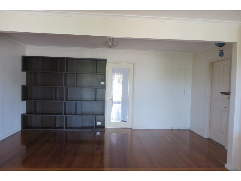 18 Darebin Drive, Thomastown VIC 3074