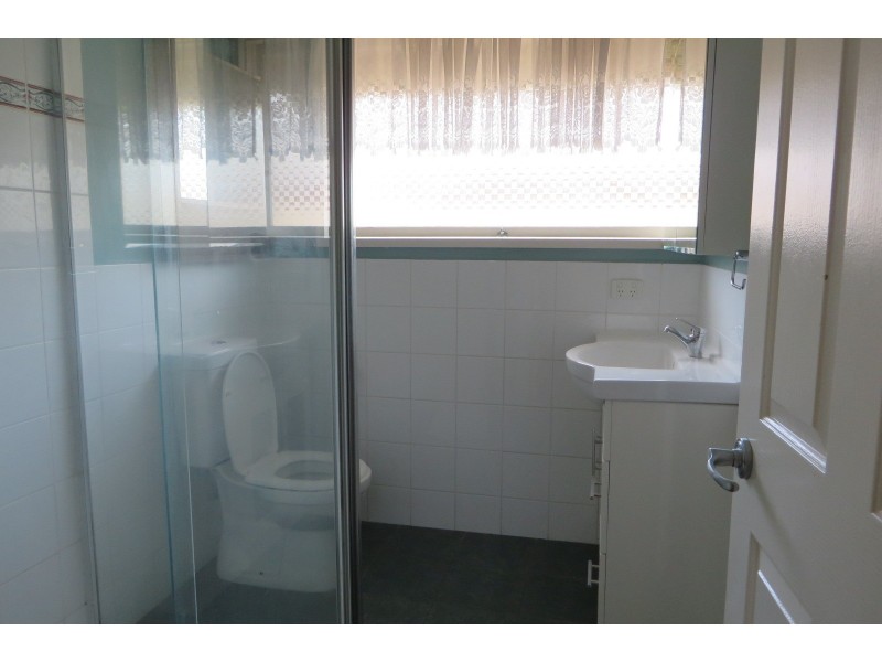 18 Darebin Drive, Thomastown VIC 3074