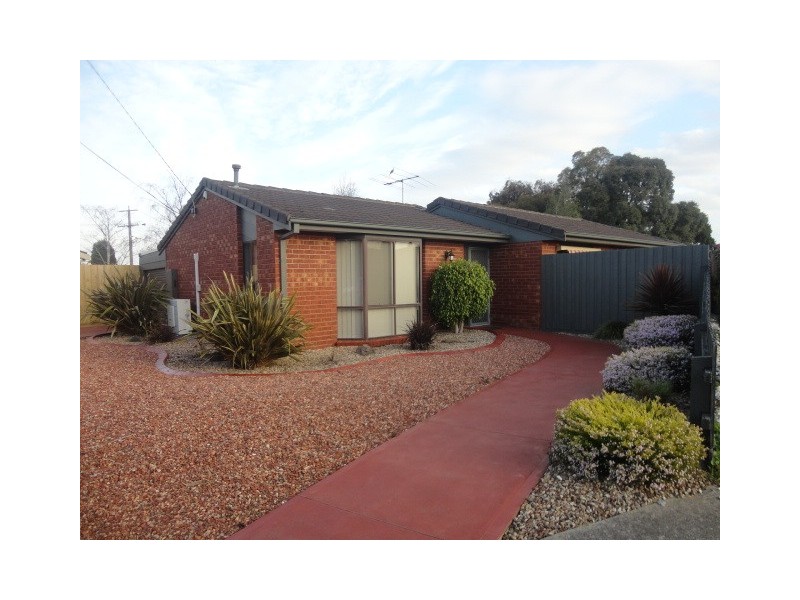 2 Berala Place, Mill Park VIC 3082