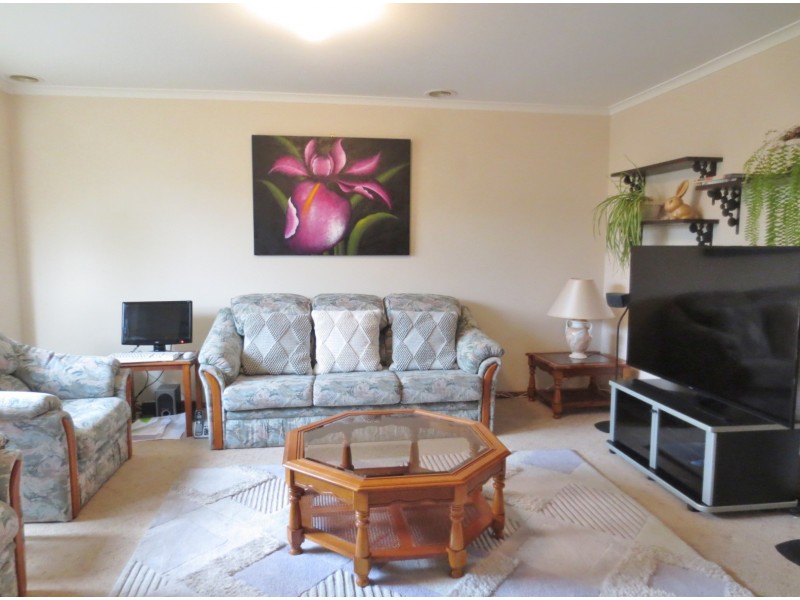 17/2 Stillman Drive, Mill Park VIC 3082