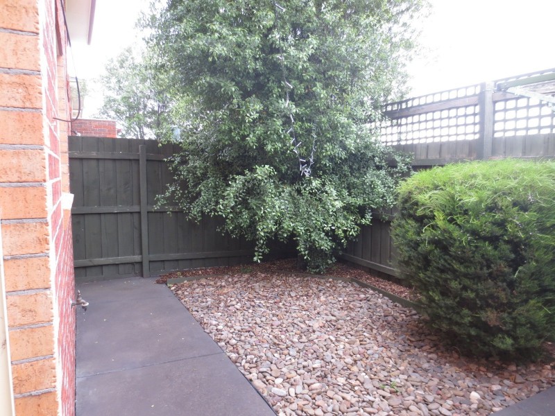 17/2 Stillman Drive, Mill Park VIC 3082