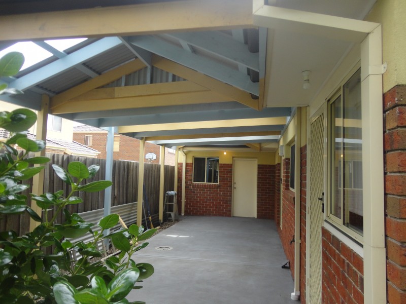 2/11 Payne Place, South Morang VIC 3752