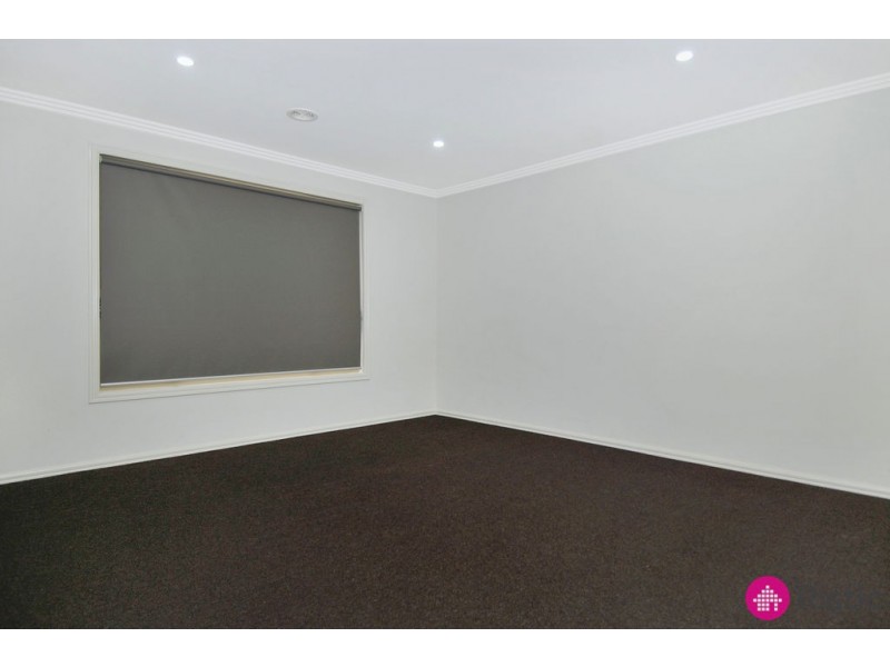 87 Golfview Drive, Craigieburn VIC 3064