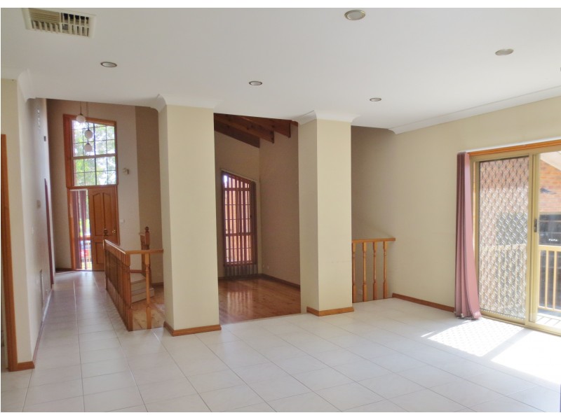 23 Friendship Avenue, Mill Park VIC 3082