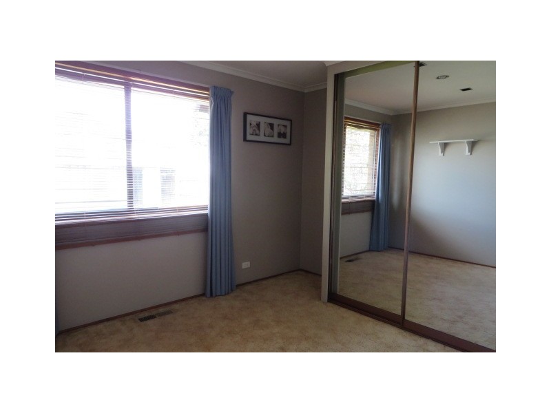 102 Northumberland Drive, Epping VIC 3076