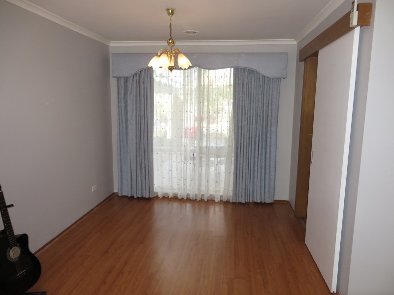 47 Grenda Drive, Mill Park VIC 3082