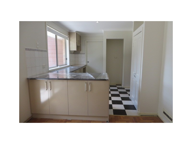2 Westleigh Court, Mill Park VIC 3082