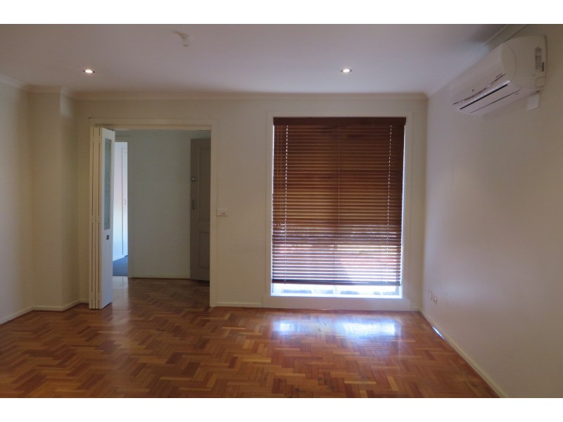 2 Westleigh Court, Mill Park VIC 3082