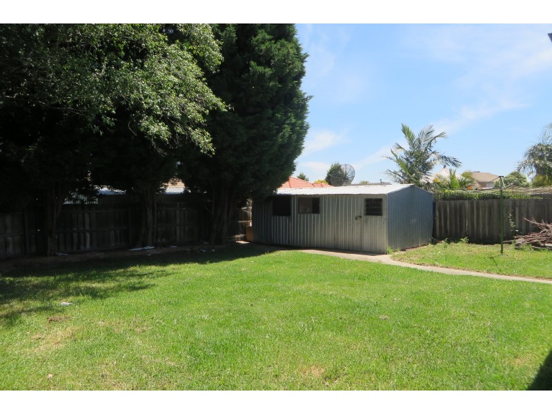 2 Westleigh Court, Mill Park VIC 3082