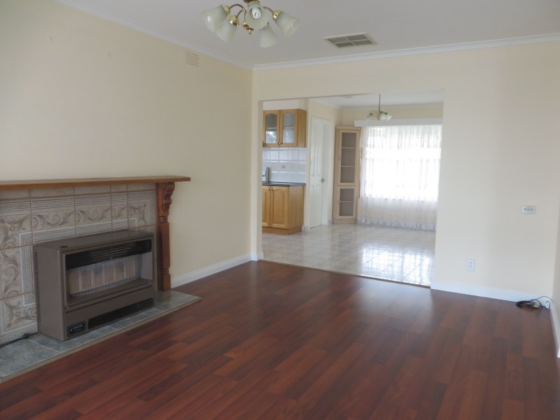 89 Darebin Drive, Thomastown VIC 3074