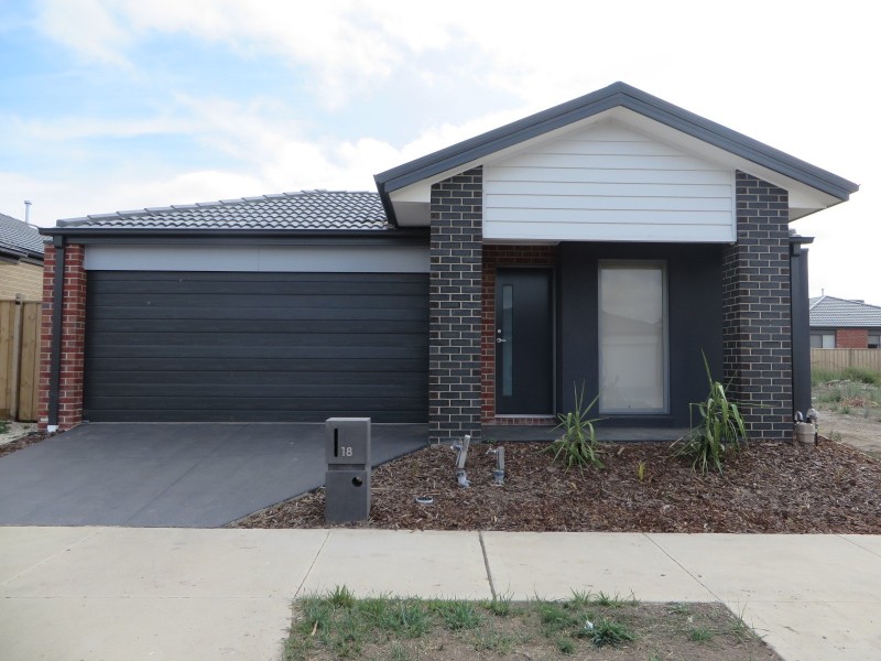 18 Turion Drive, Mickleham VIC 3064