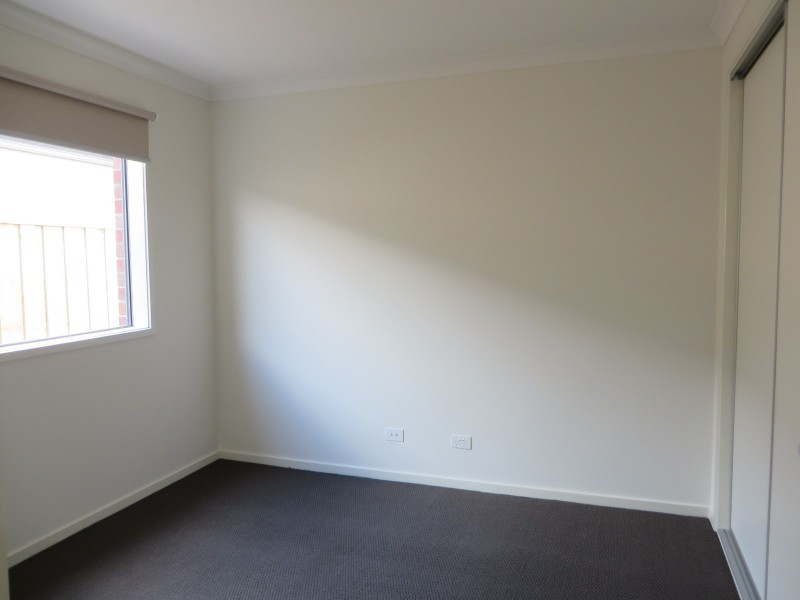 18 Turion Drive, Mickleham VIC 3064