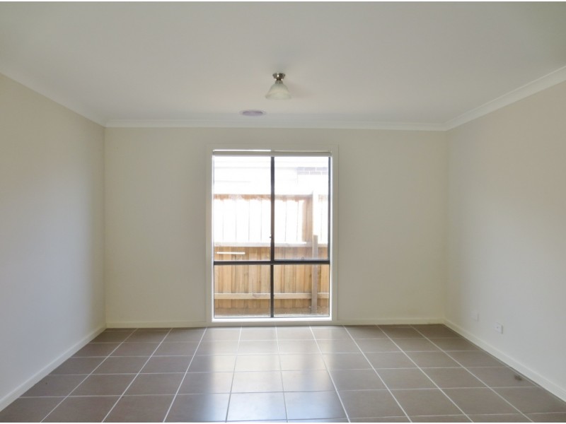 16 Cotswold Way, Mernda VIC 3754