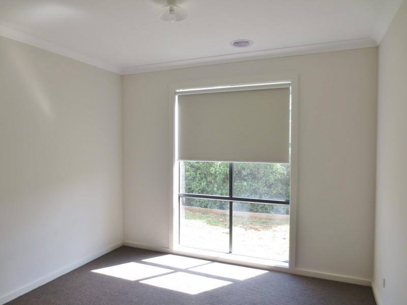 16 Cotswold Way, Mernda VIC 3754