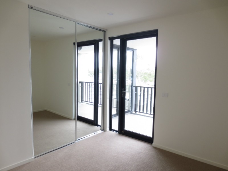 307/24 Oleander Drive, Mill Park VIC 3082