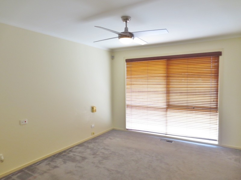 9 Brigden Court, Mill Park VIC 3082