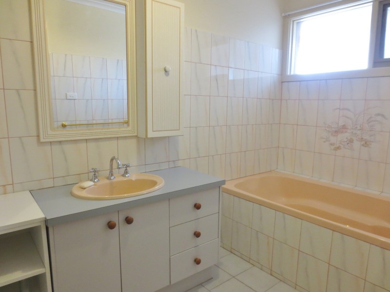 9 Brigden Court, Mill Park VIC 3082