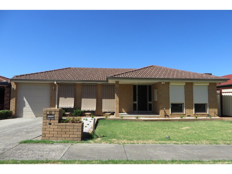 61 Veronica Crescent, Mill Park VIC 3082