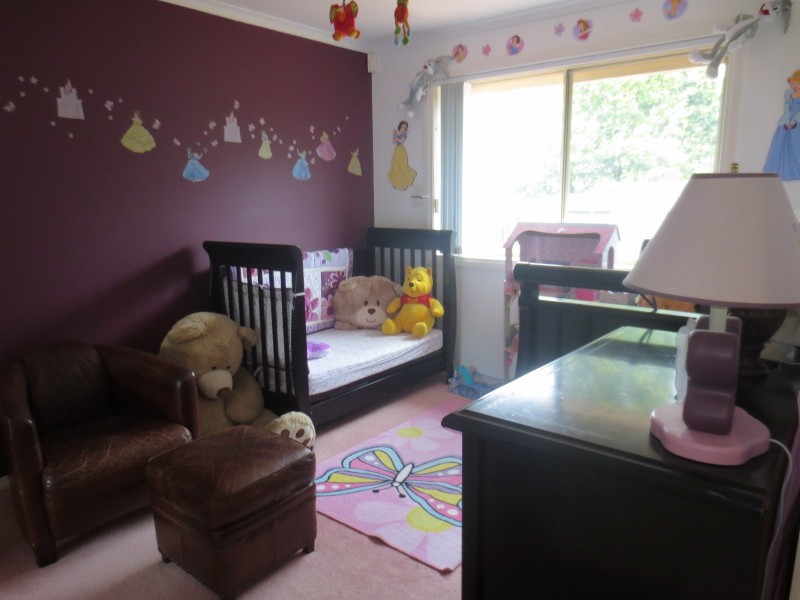 6 Bentley Way, Mill Park VIC 3082