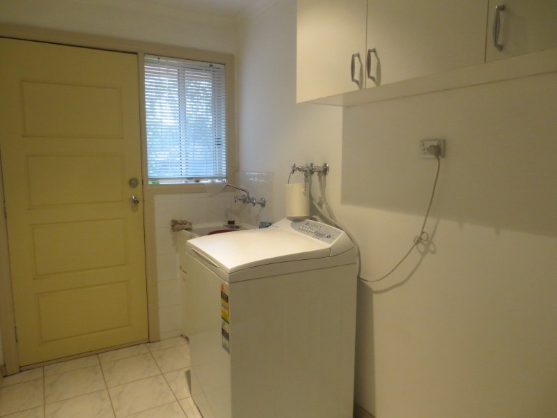 6 Bentley Way, Mill Park VIC 3082