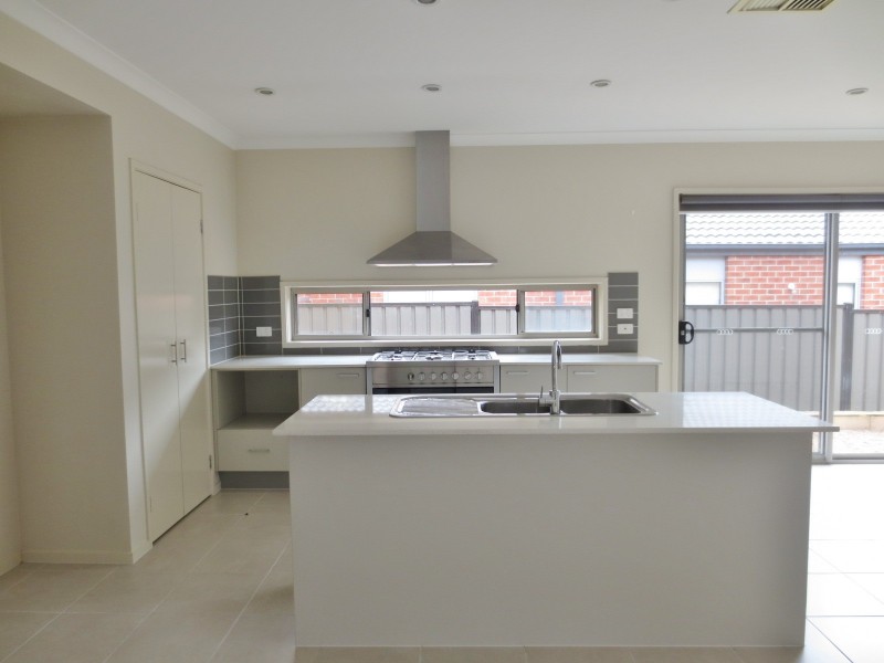 32 Pearson Road, Mernda VIC 3754