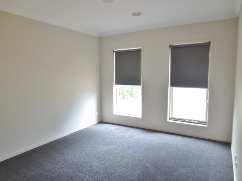 32 Pearson Road, Mernda VIC 3754