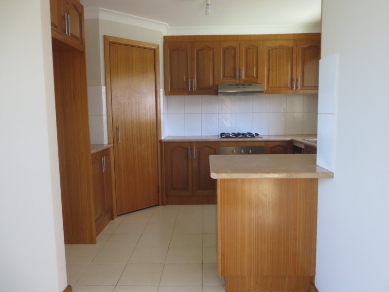 2/24 Nisbett Street, Reservoir VIC 3073